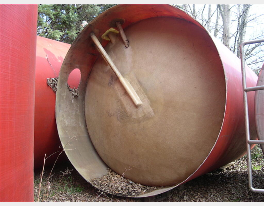 Cuve de stockage en POLYSTER - Volume : 30000 litres (300 hls)