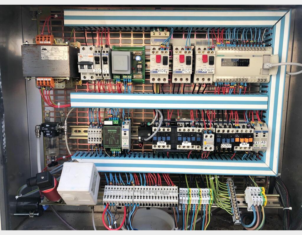 Pressoir pneumatique cage ouverte - Volume : 50 hectos