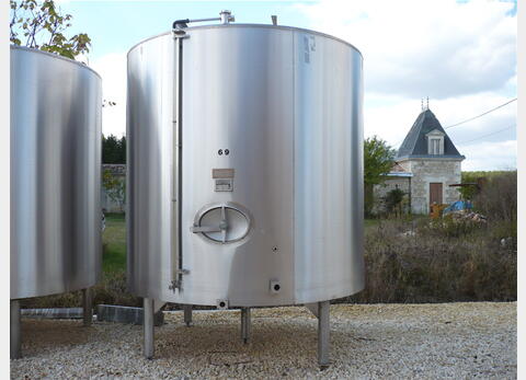 Cuve de stockage en INOX 316L - Volume : 12.000 litres