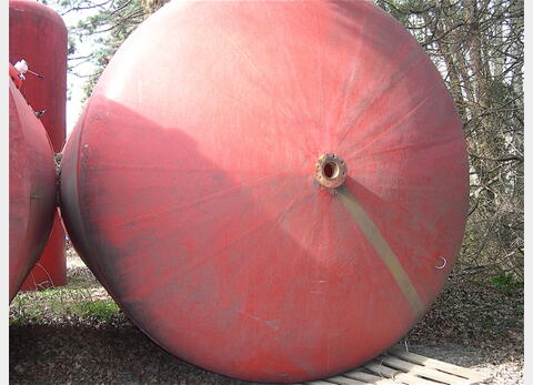 Cuve de stockage en POLYSTER - Volume : 30000 litres (300 hls)