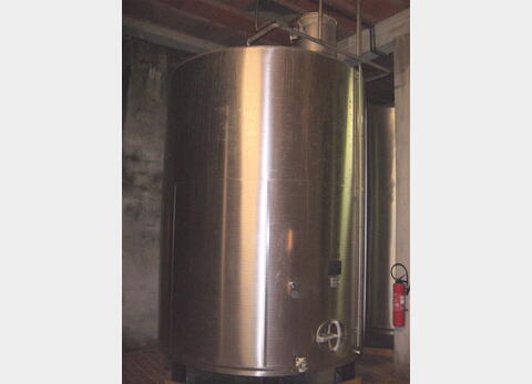Cuve de stockage en INOX 304 - Volume 240 hecto (24000 litres)