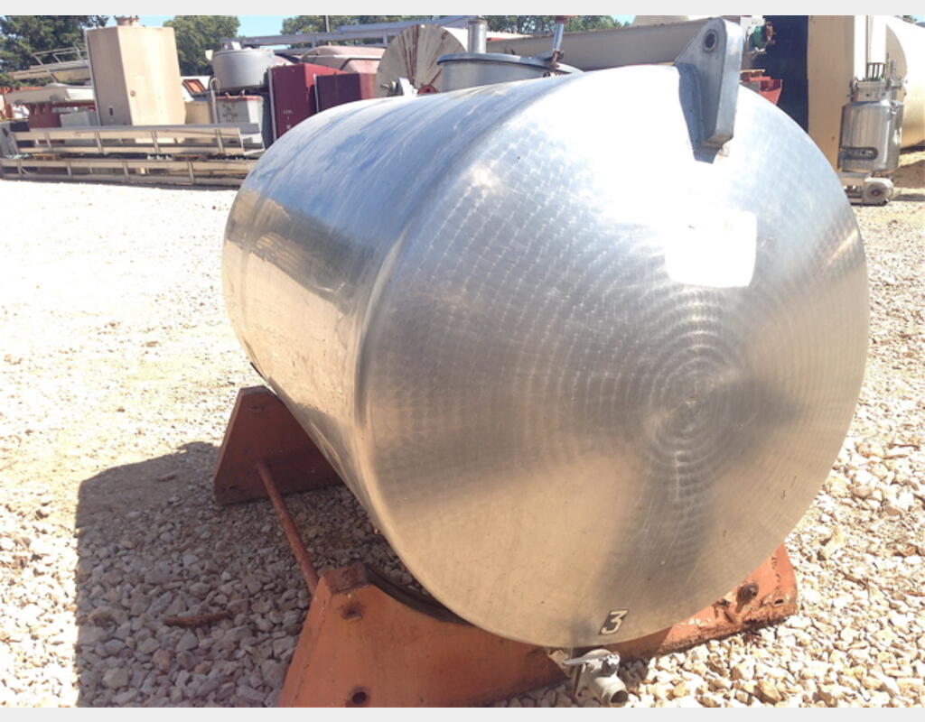 Cuve INOX cylindrique horizontale - Volume : 2100 litres