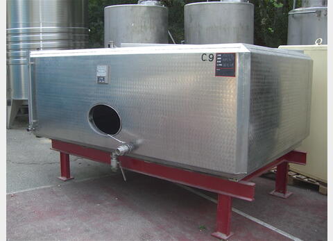 Cuve de stockage en INOX - Volume : 50 hecto (5000 litres)