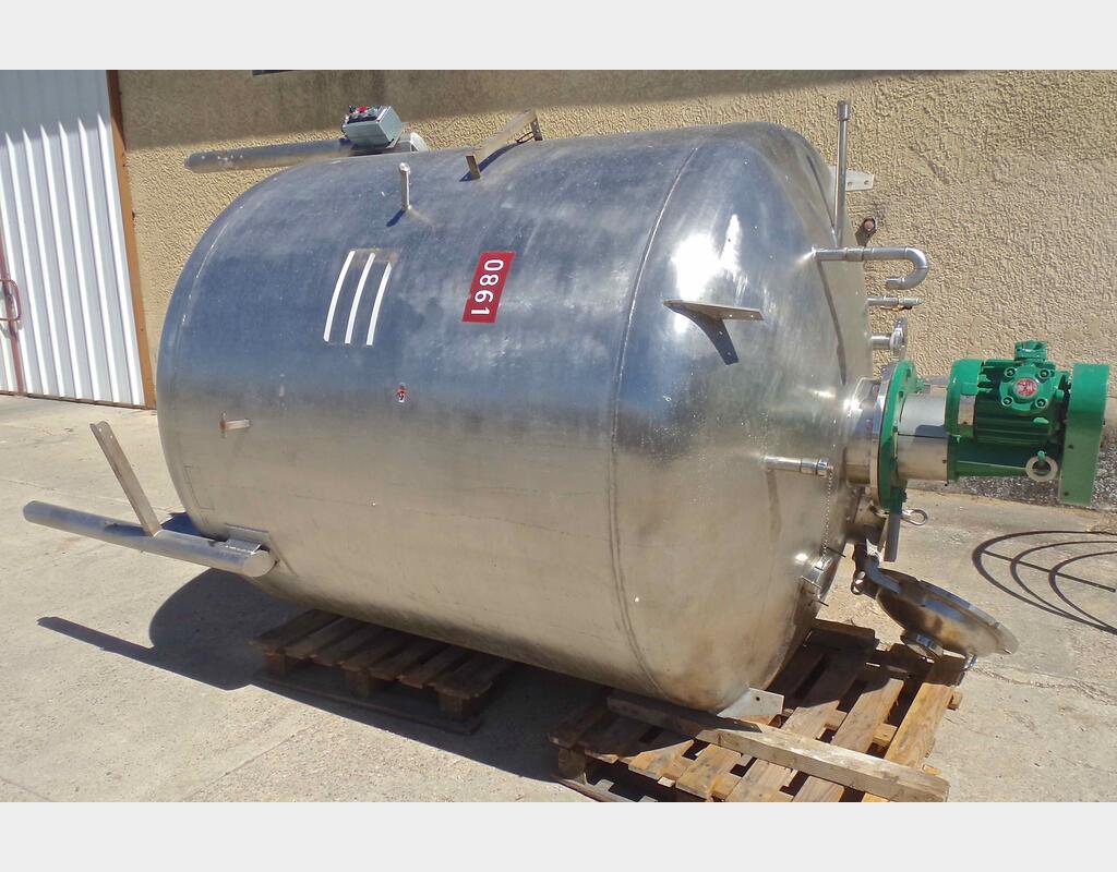 Cuve inox agitée - Volume : 5000 litres