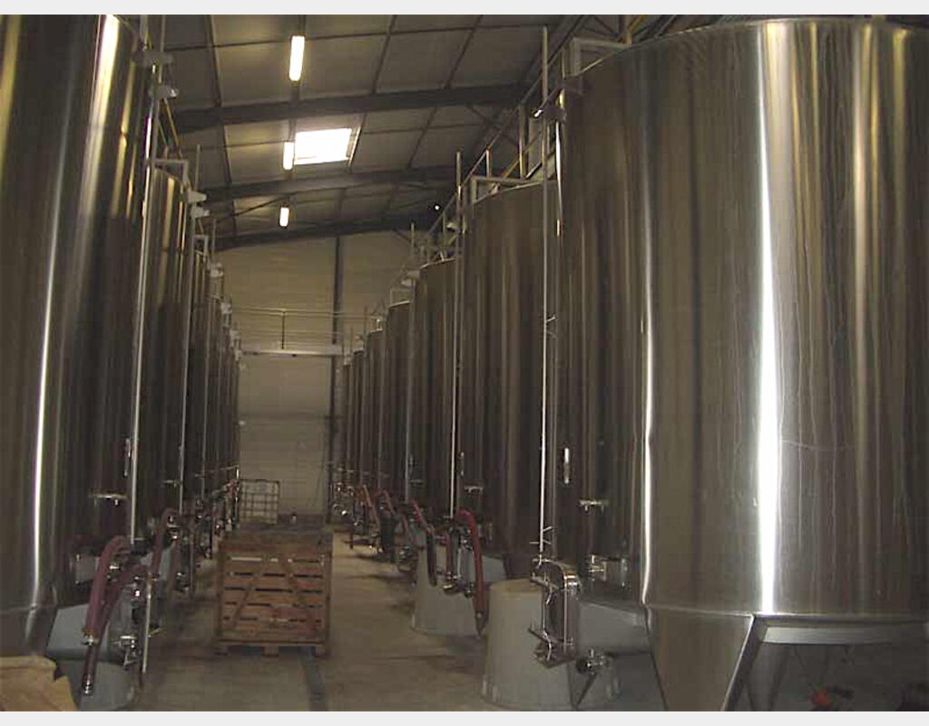 Cuves de vinification en INOX 304/316L - Marque Chalvignac, année 2004