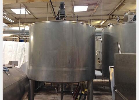 Cuve agitée INOX   - volume : 5 000 litres