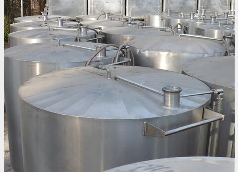 Cuve de stockage de 2400 litres - INOX 304