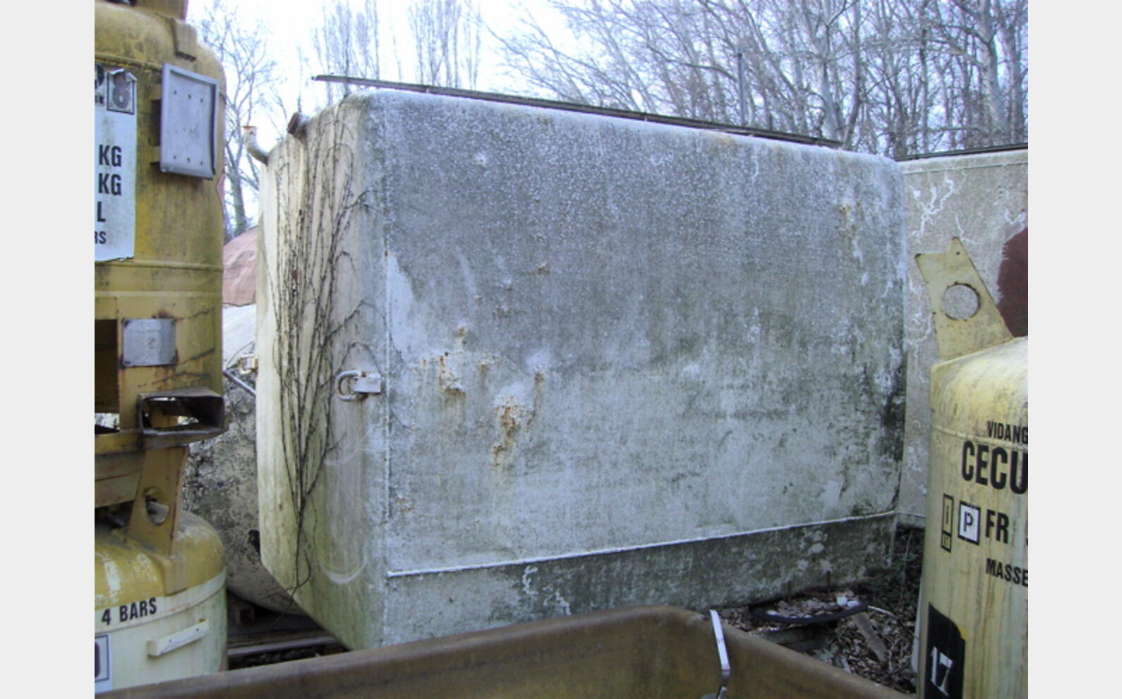 cuve de stockage - parallélépipèdique sur structure Pieds