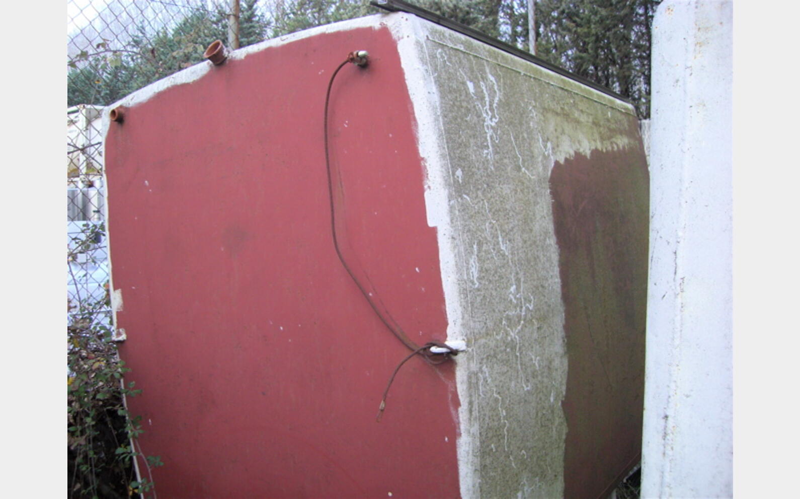 cuve de stockage - parallélépipèdique sur structure pieds