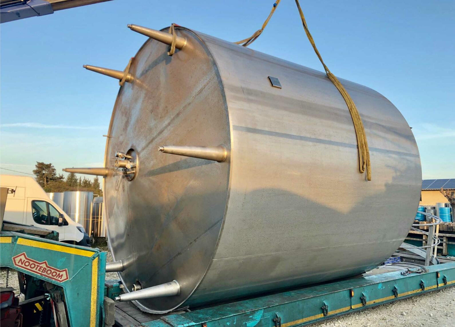 316L agitated stainless steel tank - Double jacketed and insulated circuit