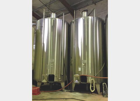 Cuve inox de vinification fermée - Volume : 30.000 litres (300 hecto)