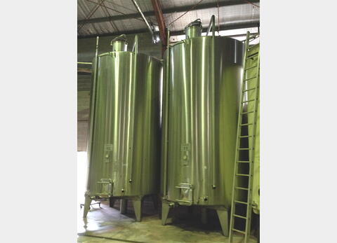 Cuve inox de vinification fermée - Volume : 30.000 litres (300 hecto)