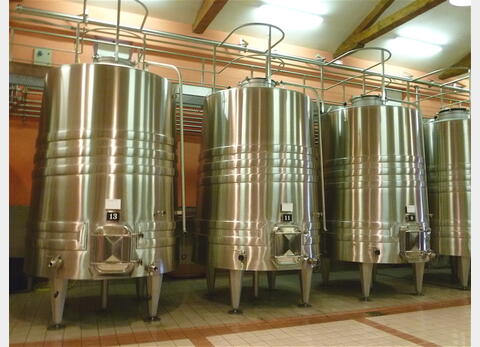 Cuve vinification INOX 304 tronconique - Volume : 87,3 hecto (8730 litres)