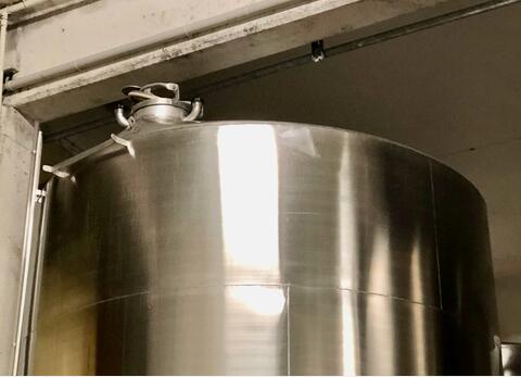 Stainless steel storage tank - On feet