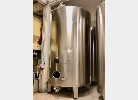 Stainless steel storage tank - On feet