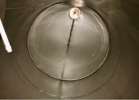 Stainless steel storage tank - On feet