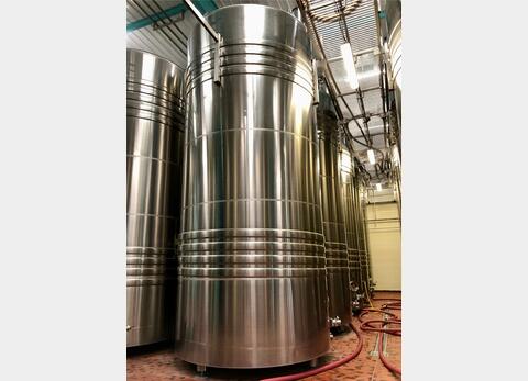 Cuve inox 316L - Fd incliné - Sur pieds - Vinification