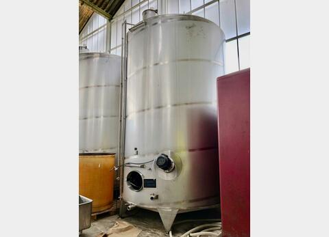 Closed agitated 304 stainless steel tank - Inclined flat bottom on feet