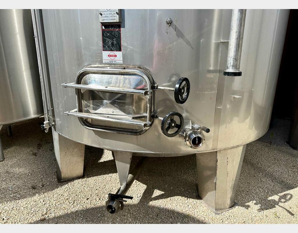 316 stainless steel tank - Conical bottom on feet