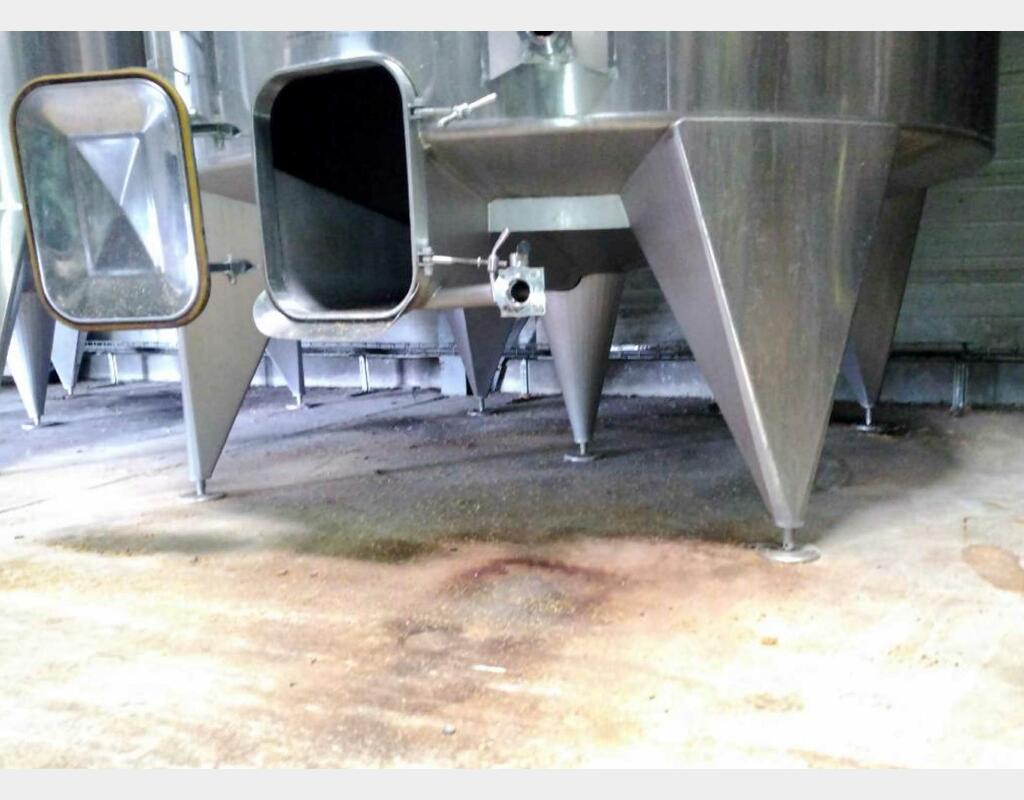 304 stainless steel vinification tank - Flat bottom - On legs