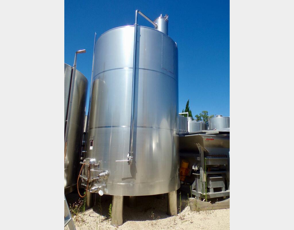 316 stainless steel tank - Conical bottom on feet