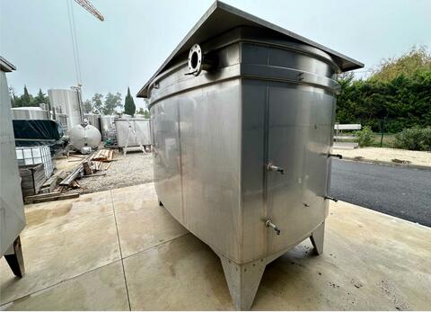 Rectangular 304 stainless steel tank - Sloping bottom on feet