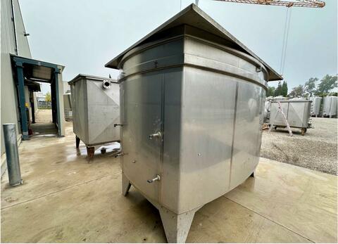 Rectangular 304 stainless steel tank - Sloping bottom on feet