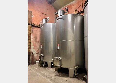 304 stainless steel tank - Closed - Conical bottom on feet