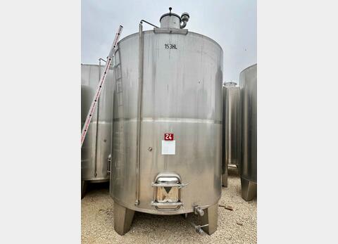 304 stainless steel tank - Closed - On feet