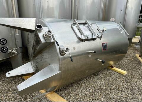 Closed stainless steel tank - Temperature-controlled - Storage