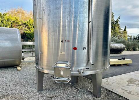 Closed stainless steel tank - Conical bottom - Storage