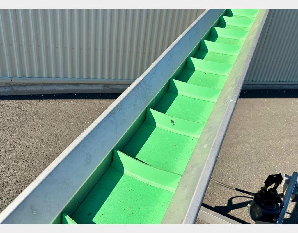 Cleat conveyor - 5.60 M (5 600 mm)