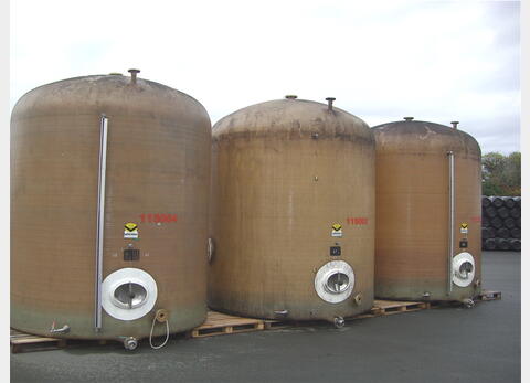 Cuve de stockage en POLYESTER - Volume : 23000 litres (230 hectos)