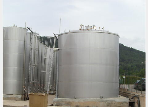 Cuve INOX de stockage 100 m3 - cylindrique verticale INOX 304