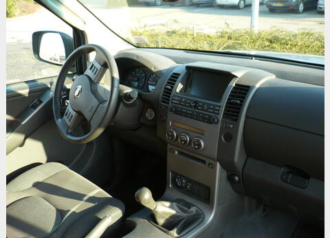 Nissan Navara 2.5 dCi174 King Cab LE - TVA récupérable, pas de TVS
