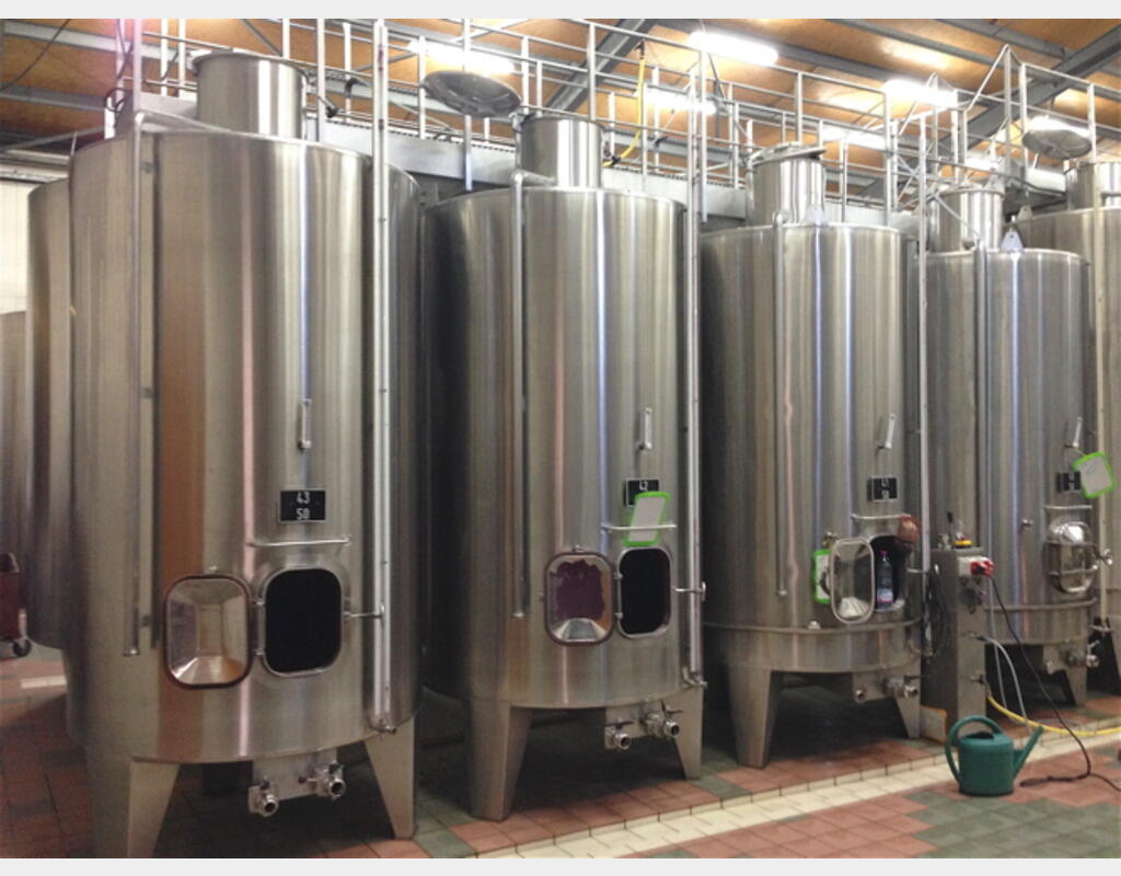 Cuve inox  - Volume : 5000 litres (50 hectos)