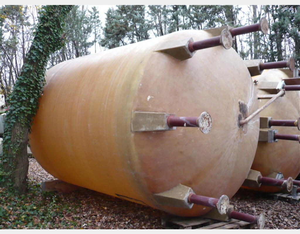 Cuve de stockage POLYESTER - Volume :  30000 litres (300 hectos)